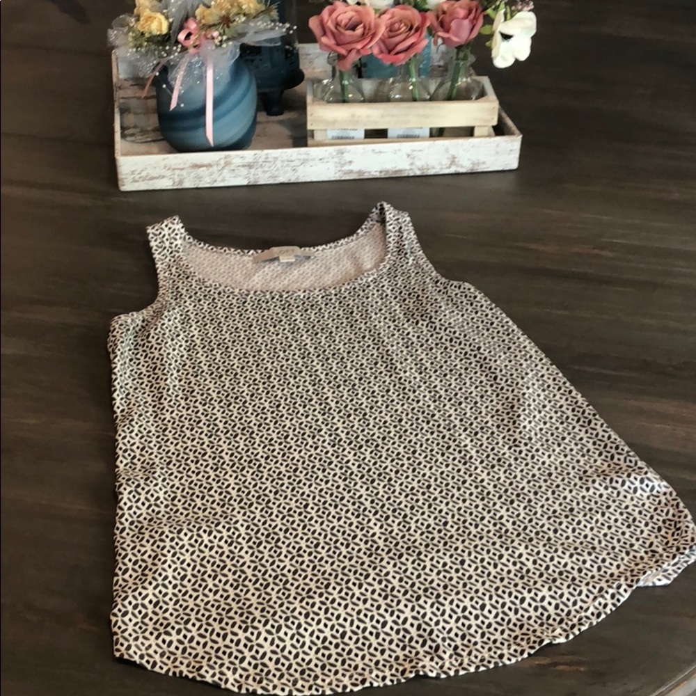 💛💛💛 Loft tank top